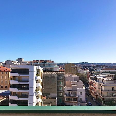 Skyescape Pescara Centro Appartement Buitenkant foto
